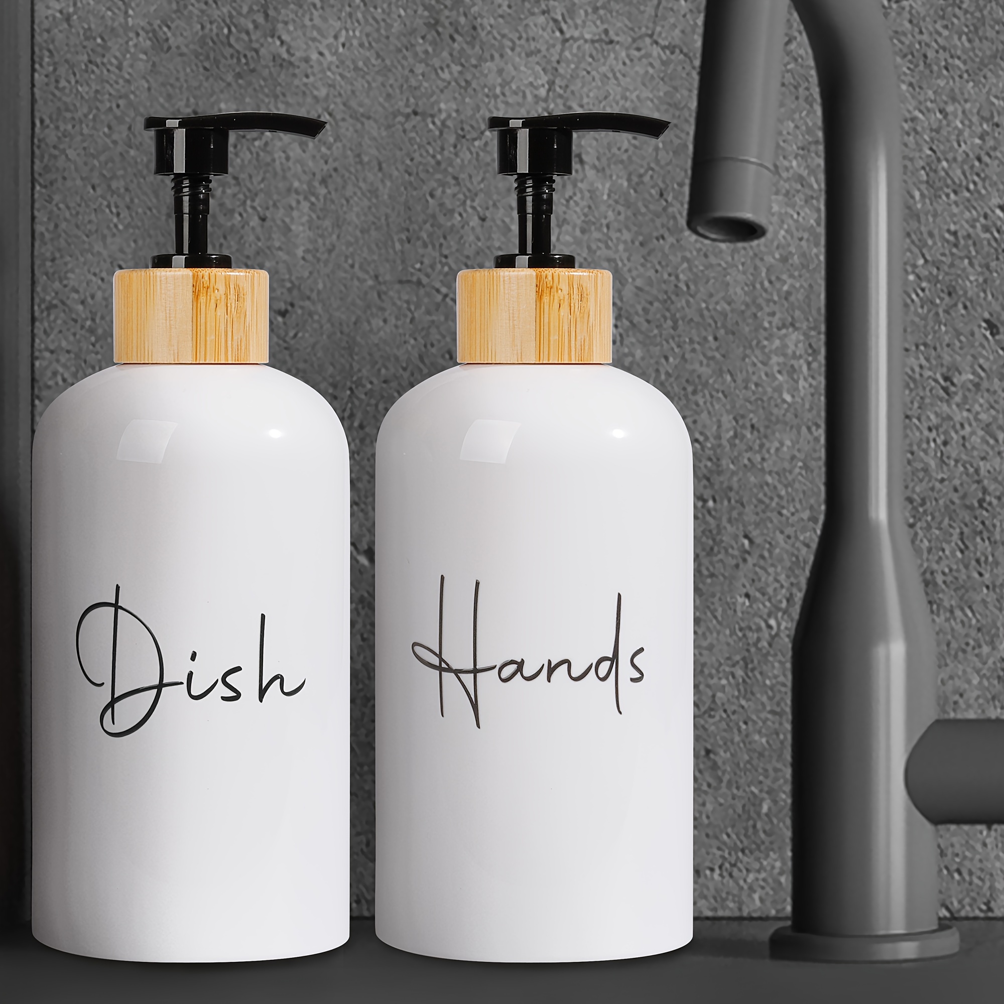 

2pcs 500ml Letter Graphic Soap Dispensers - Leak-proof, Easy Refill & Clean, Stylish Black & White Bathroom Accessories, Christmas/halloween Gift Decoration