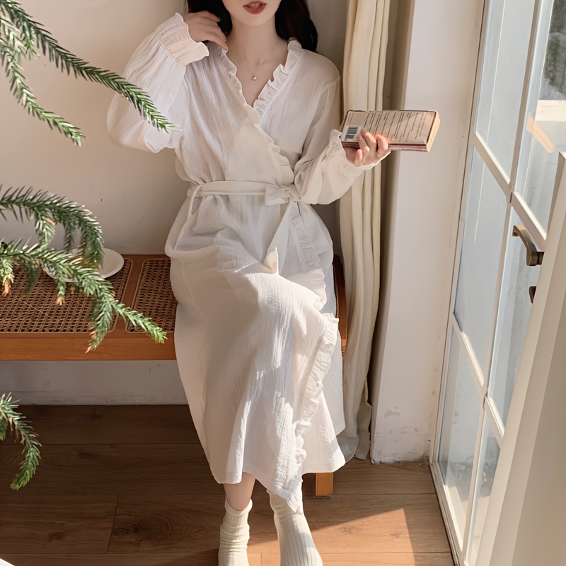 

Elegant Vintage Ruffle Trim Lightweight Long Sleeve Bathrobe For Women, Sweet Ins Style Pure White Sleepwear Homewear, Suitable For All Seasons