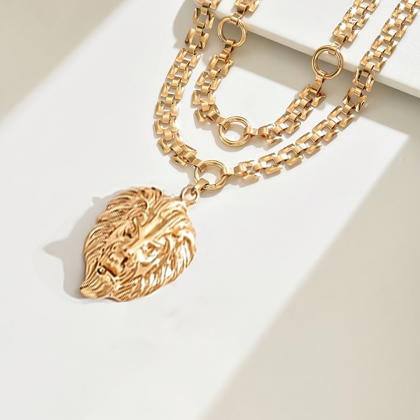 Women's Creative Lion Head Collarbone Necklace, Hip-Hop Punk Style