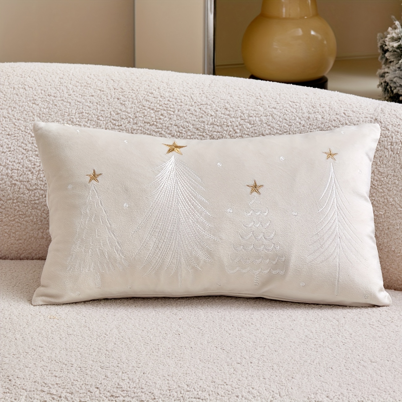 TEMU 1 pieza de Almohada de Terciopelo con Bordado 3D de Tres Árboles de Navidad y Estrellas Doradas - de Almohada Navideña, Decorativa, para Sofá de