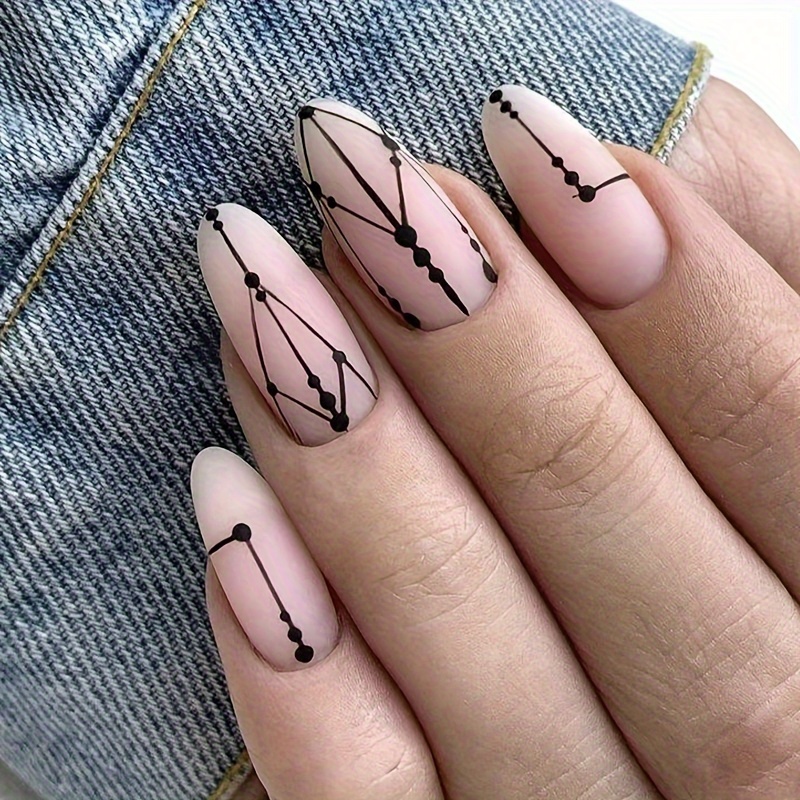 

Press-on Nails Set, Matte Geometric , Nude Color, Shape, Short Length, Striped & Geometric Pattern, Nail Art For Beauty &