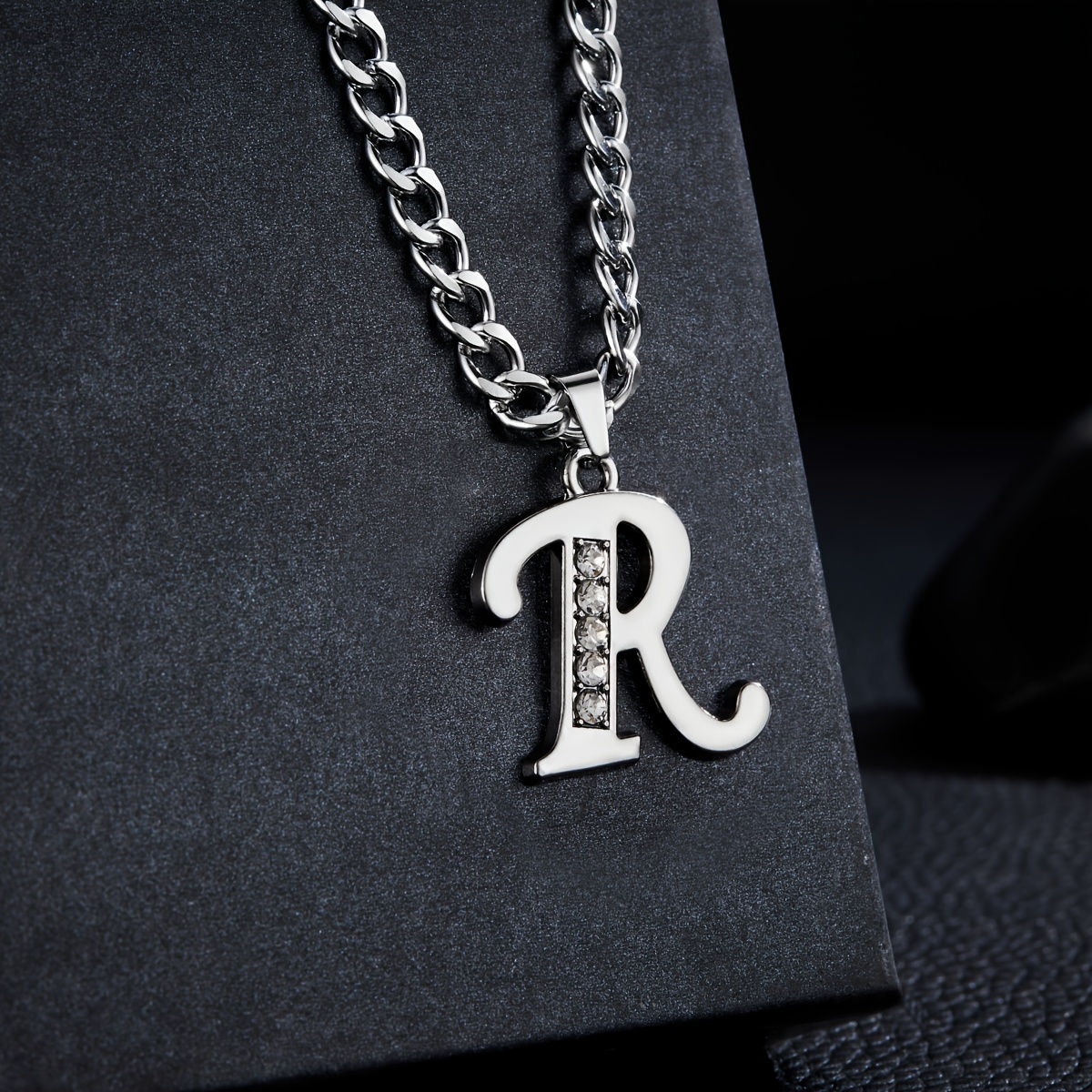 TEMU 1pc Collier Lettre A-Z pour Homme, Chaîne Cubaine Rock Hip-Hop, Collier Hip-Hop Simple et Polyvalent