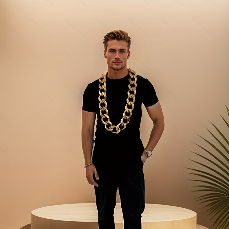 

Super Large Golden Hip-hop Cuban Chain Necklace Plastic, And , A Great Prop For Photos.