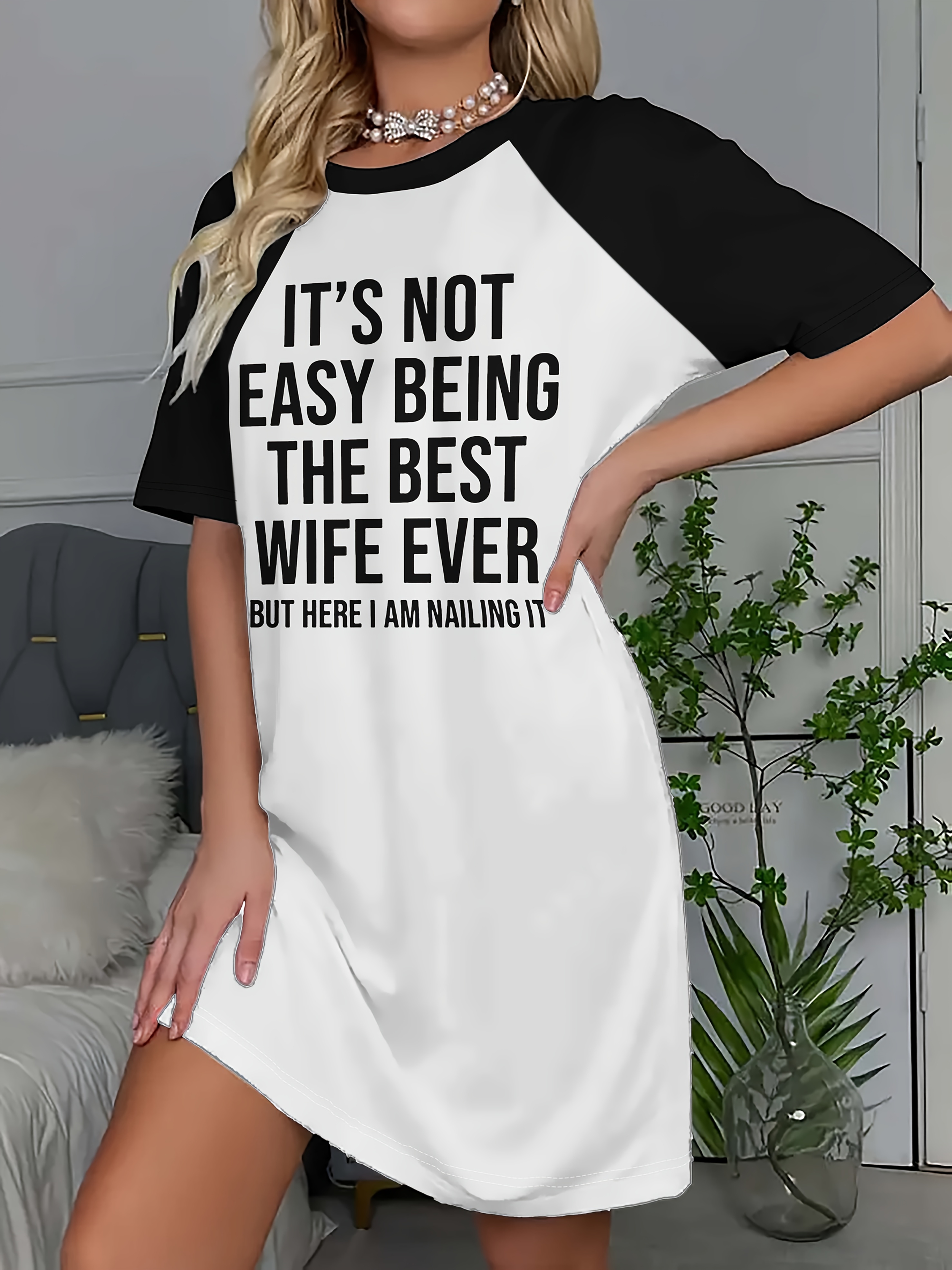 Hot Letter Printing Long Edition T-Shirt Sleeve Color Contrast Design Dress Black And White Color Printing
