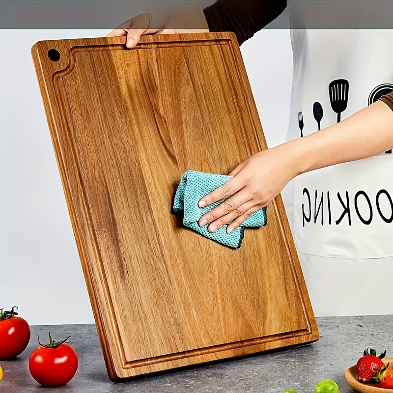 

A Wooden Cutting Board, Specifically For Chefs, Suitable For Cutting Meat, Cheese, Bread, Vegetables, And Fruits. Used As A Cutting Board For Family Dormitories, Kitchen Tools, And Gifts For