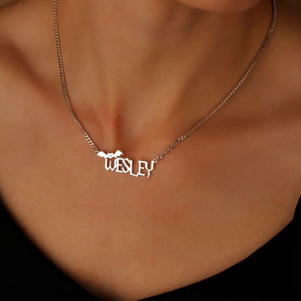 TEMU Custom Stainless Steel Bat Name Necklace, Personalized Ballcurb Chain Name Necklace, Curb Chain Halloween Nameplate Pendant Necklace, Custom