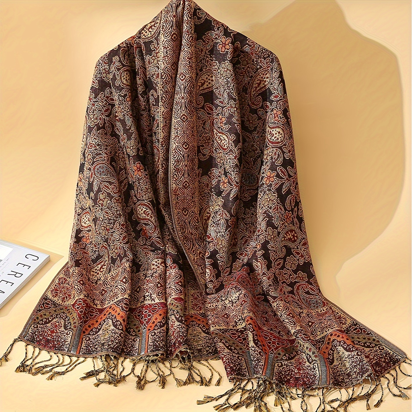 

Vintage Paisley Jacquard Scarf Thin Breathable Tassel Scarf Casual Windproof Wrap For Women