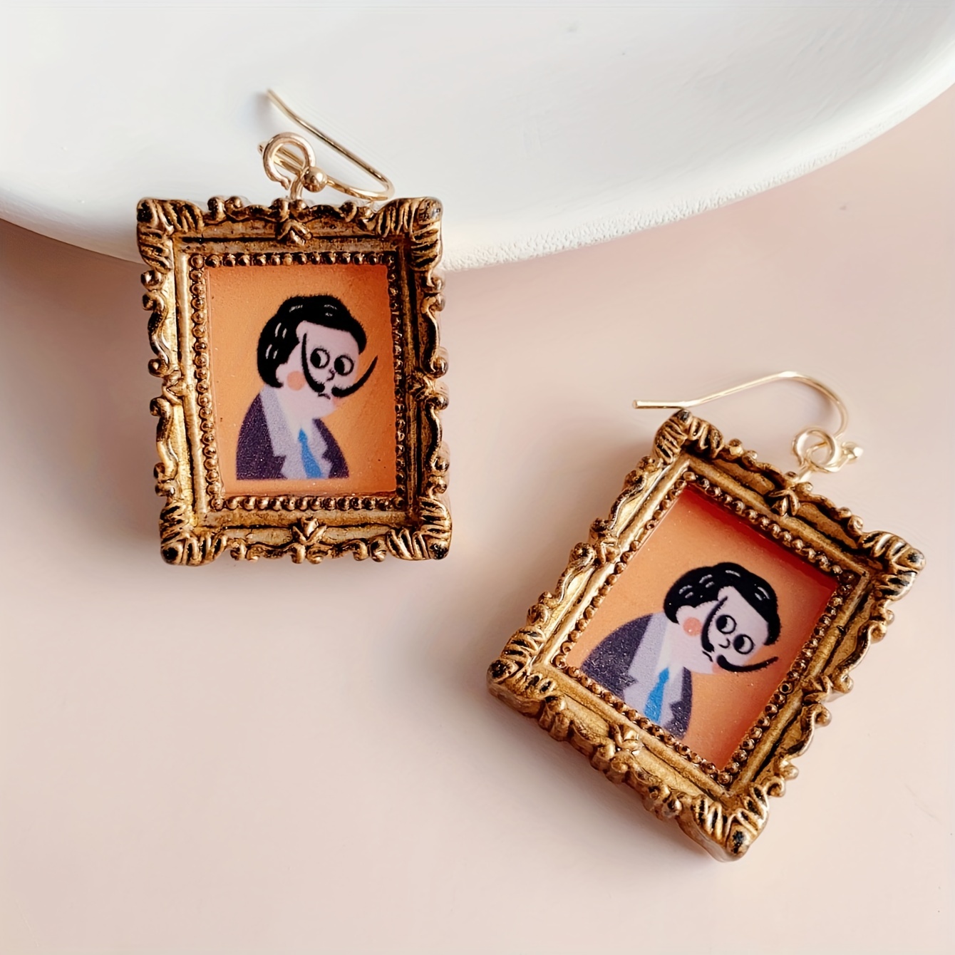 1 Pair Of Fashionable And Ethnic Style Resin Photo Frame Pendant Earrings For Women, Worn During Ramadan