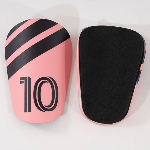 1 Pair of Football Guards, Thickened, Unisex, Lightweight and Compact, Fits on the Calf for - Suitable for