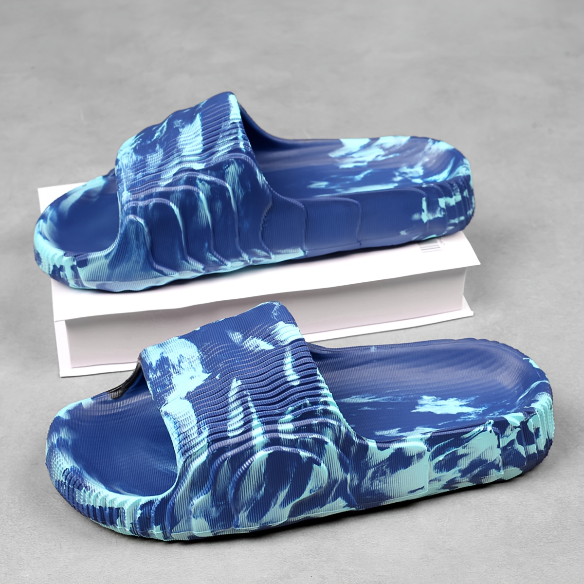 womens slip on flip flops lightweight cushioned eva sandals   for beach pool travel open toe summer shoes in blue gradient   fits   clean casual slippers outdoor walking   comfortable footwear opentoe sandals vacation essentials Product details 4