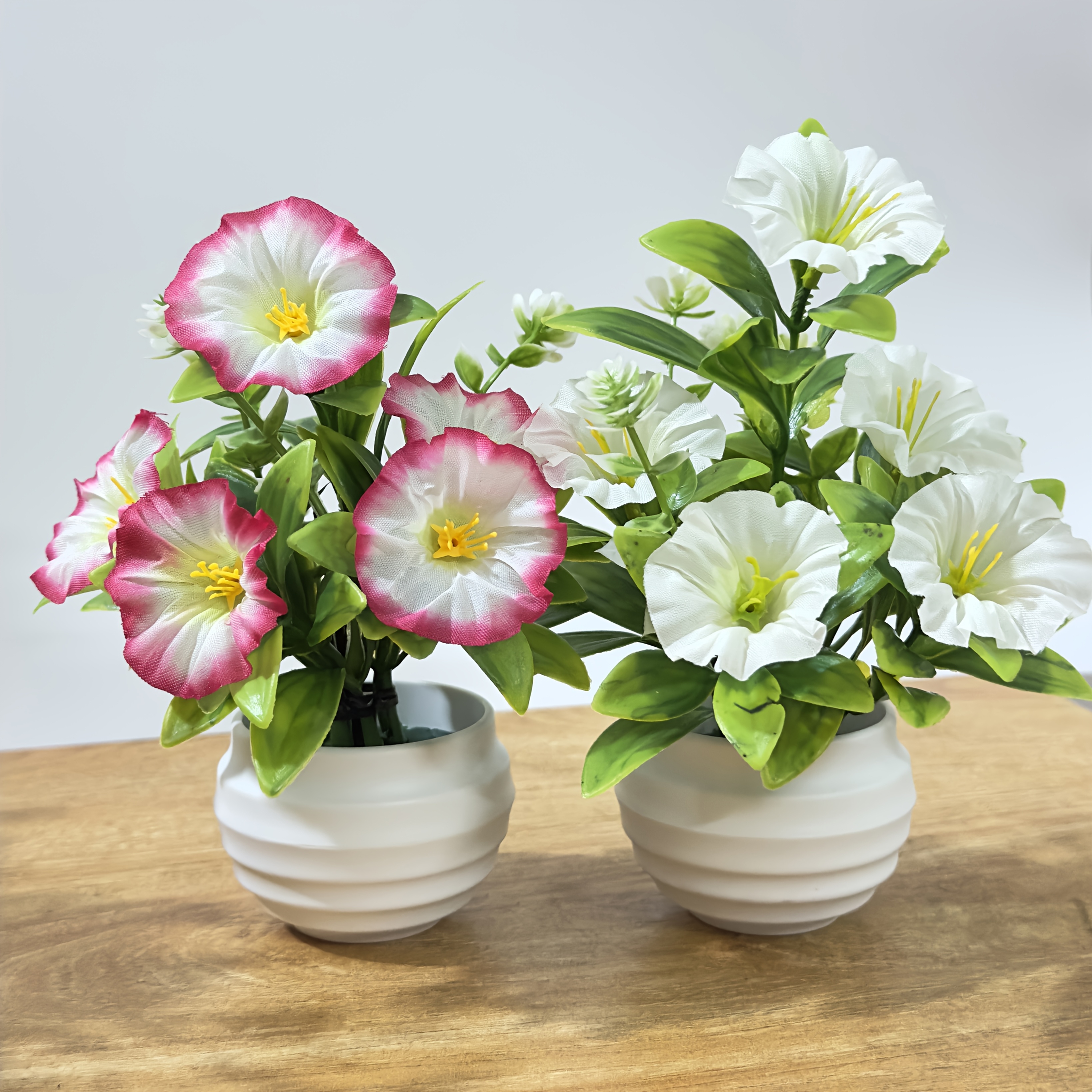 1/6 Set Morning Glory Flower with Pot, Elegant Mini 5 Artificial Flowers Artificial Green Plant Potted Art, Suitable for Home, Hotel And Garden Decoration Tabletop Overall Height 16Cm Small Ornaments (Note: Pictures Appear Large