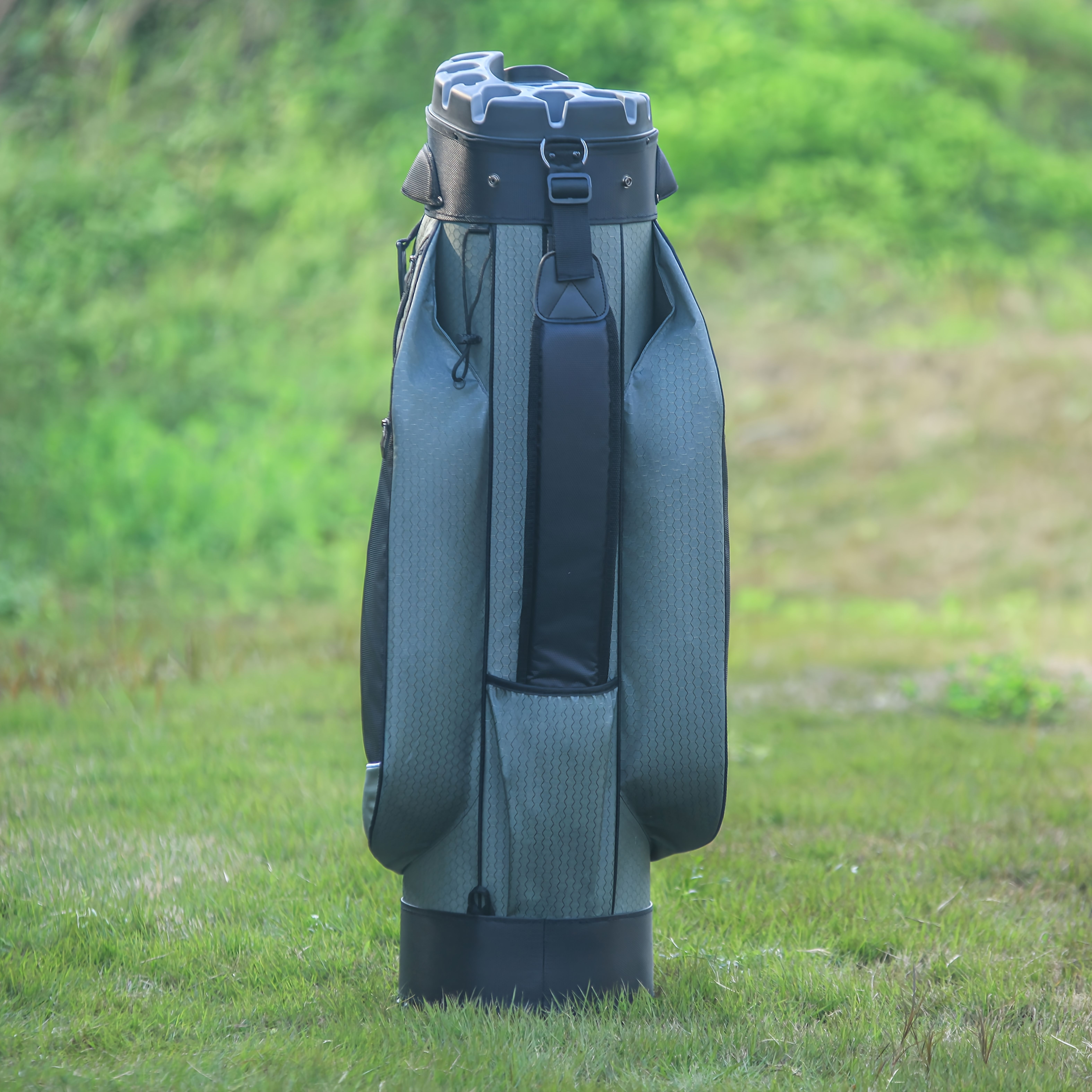 LIVSINGOLF Golf Bag - Side View