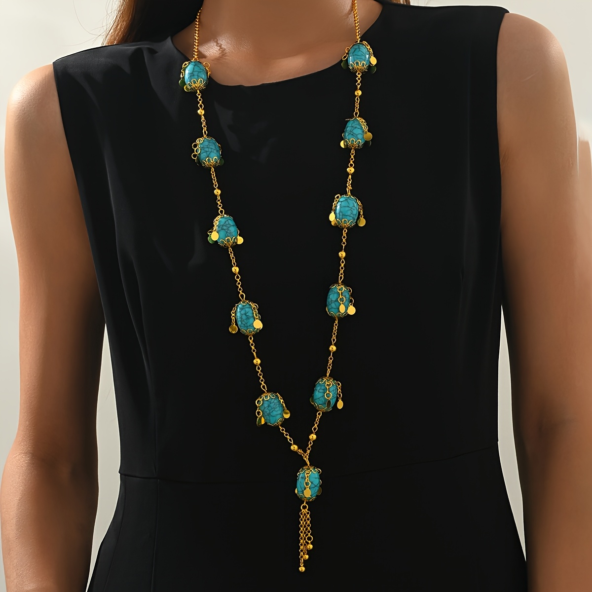 TEMU A Vintage Ethnic Style Designed Oval Pendant Necklace, And Perfect For Dresses, Balls, And Banquets