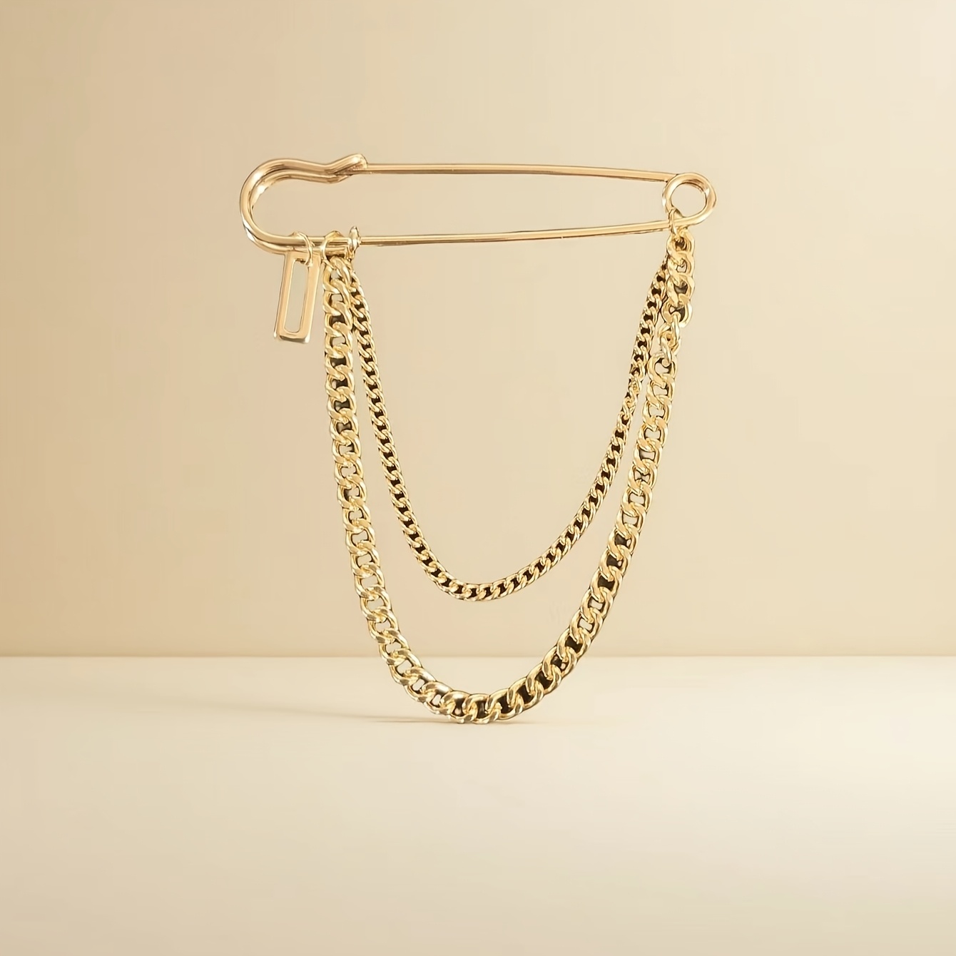 TEMU Broche de seguridad grande estilo de cadena colgante, material de hierro, accesorio de moda para chaquetas y bolsos, decoración de bolsos |