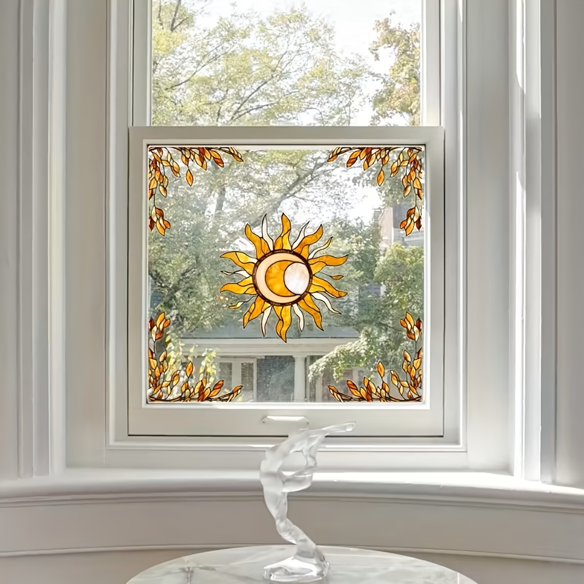TEMU Un ensemble d'autocollants décoratifs pour fenêtres avec motif soleil et dentelle, conçus pour prévenir les chocs sur les fenêtres et en verre,