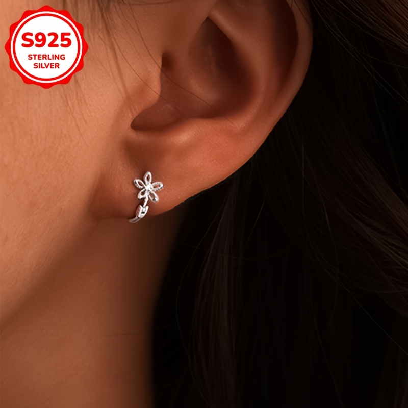 

Boucles d'oreilles créoles florales en argent sterling 925 pour femmes, placage, motif délicat de fleurs à pétales pour un - Paire