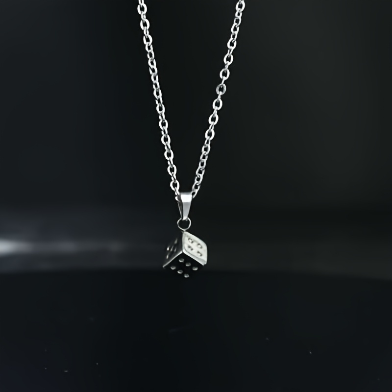 Fashionable And Popular Men's Dice Pendant Necklace, Suitable For Gifting Or A