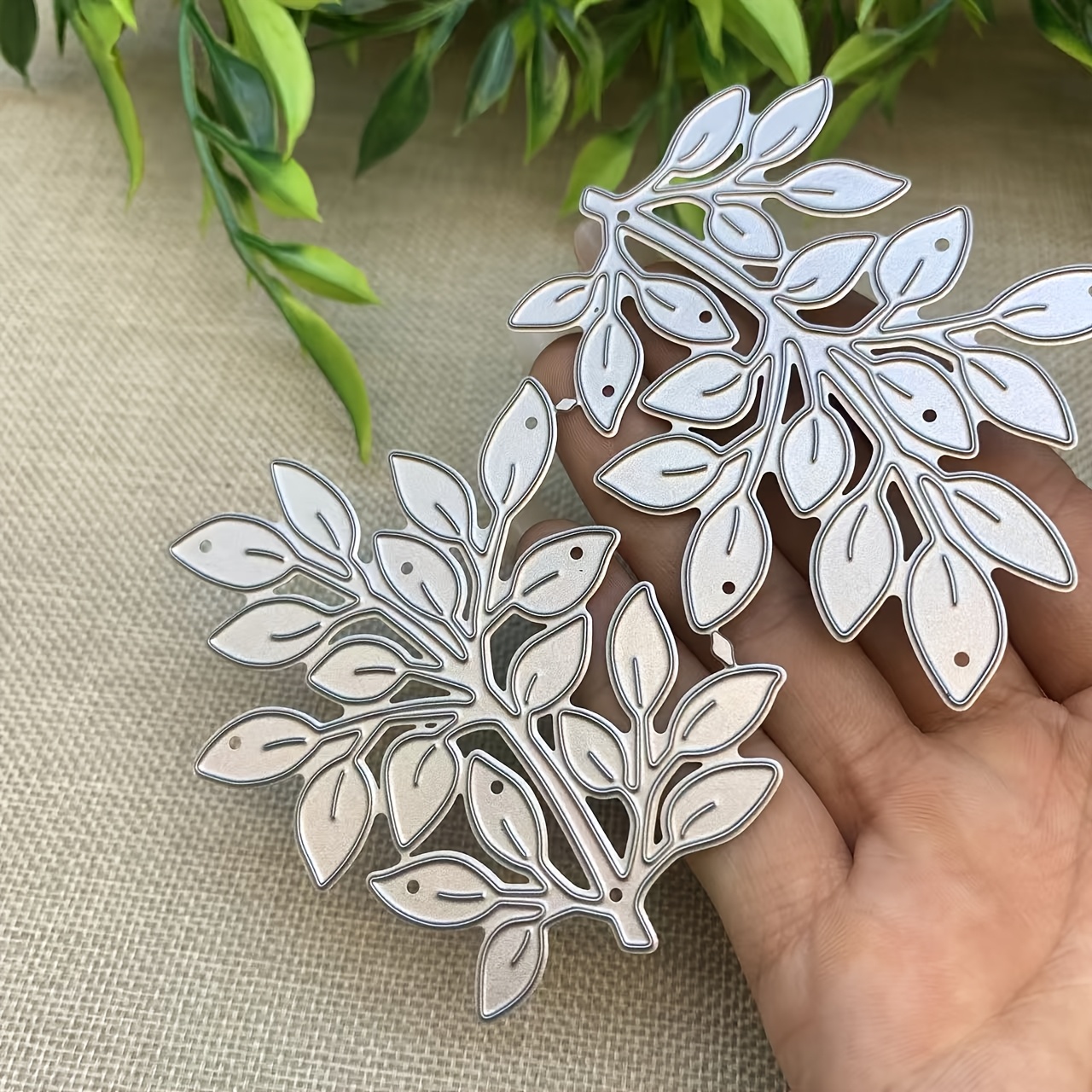TEMU Pochoirs en métal découpés de branche de feuille, stencils d'artisanat de scrapbooking de verdure naturelle