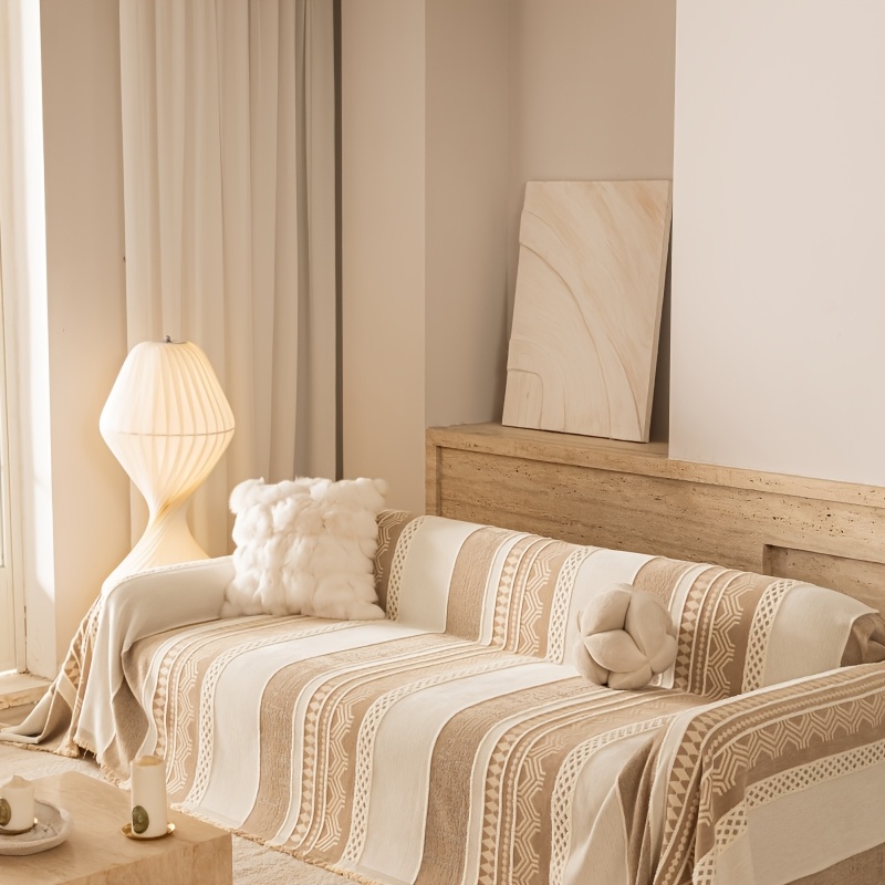 1pc of Bohemian Style Sofa Cover, Suitable for All Seasons, Pet-Friendly, with a Combination of Geometric And Striped Patterns, Rich in Layers, with a Lazy And Casual Bohemian Atmosphere, Suitable for Various Scene Matching