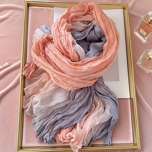 questo scialle un di colori, con di morbidi e atmosferici. il tessuto rughe naturali, combinando unestetica retrò letteraria e minimalista . come accento stilistico per e lautunno.