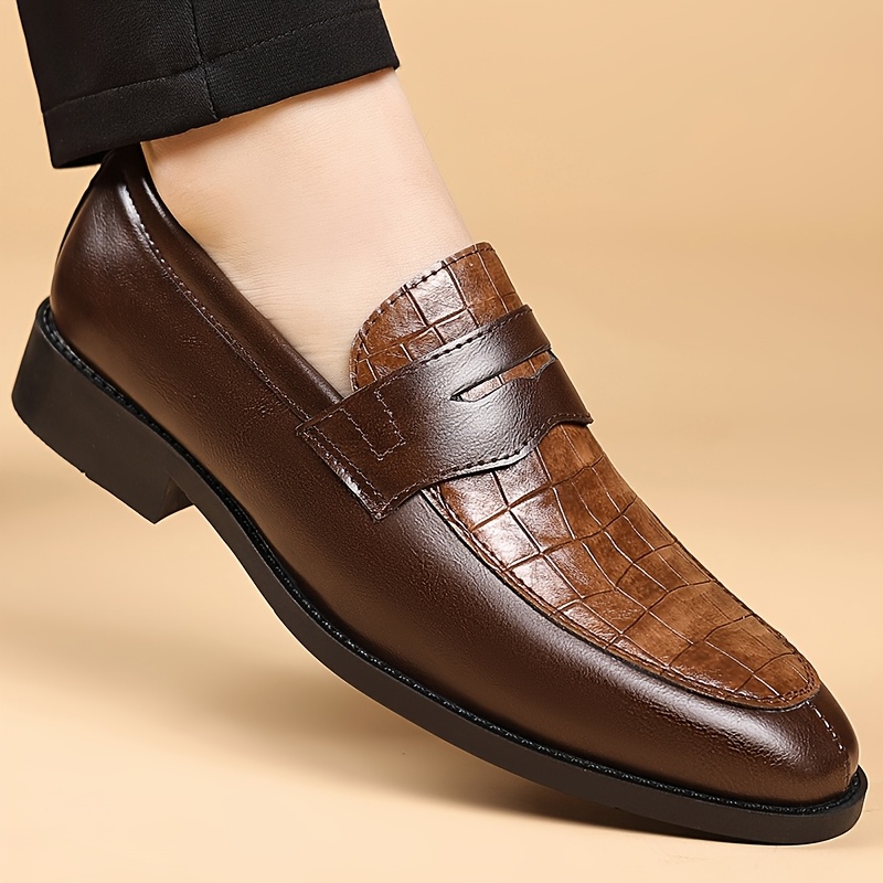Oxford Schoenen Heren Formele Schoenen Nieuwe Heren Elegante Schoenen Heren Puntige Zakelijke Casual Schoenen Britse Heren Cadeau Koreaanse Stijl Casual Comfortabele Heren Schoenen Grote Maat Western Retro Kapper Trendy Schoenen Kantoor Werk Bruiloft Schoenen Heren Sociale Sh