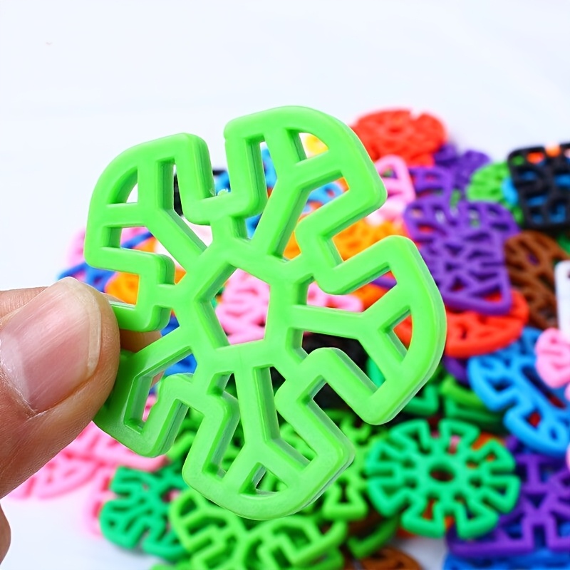 68pcs/136pcs Bagged Geometric Snowflake Pegs