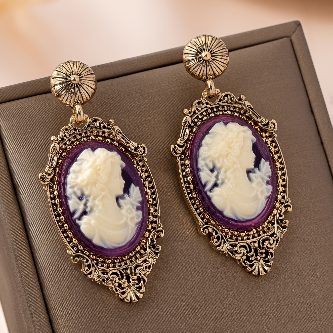 TEMU Orecchini pendenti da donna eleganti, individuali, retr簷, , premium, con sensazione di luce sulla testa
