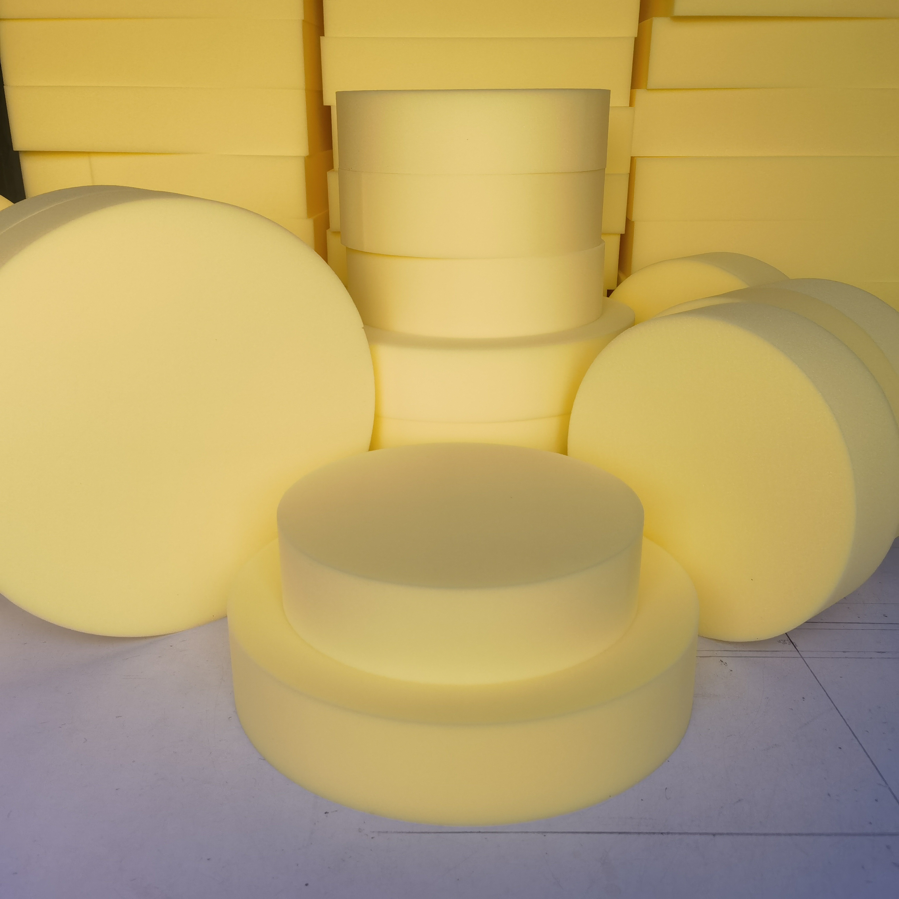 

High-density Round Foam Padding For Chairs And Stools, Polyester Material, Cushioning For Home And Office Use