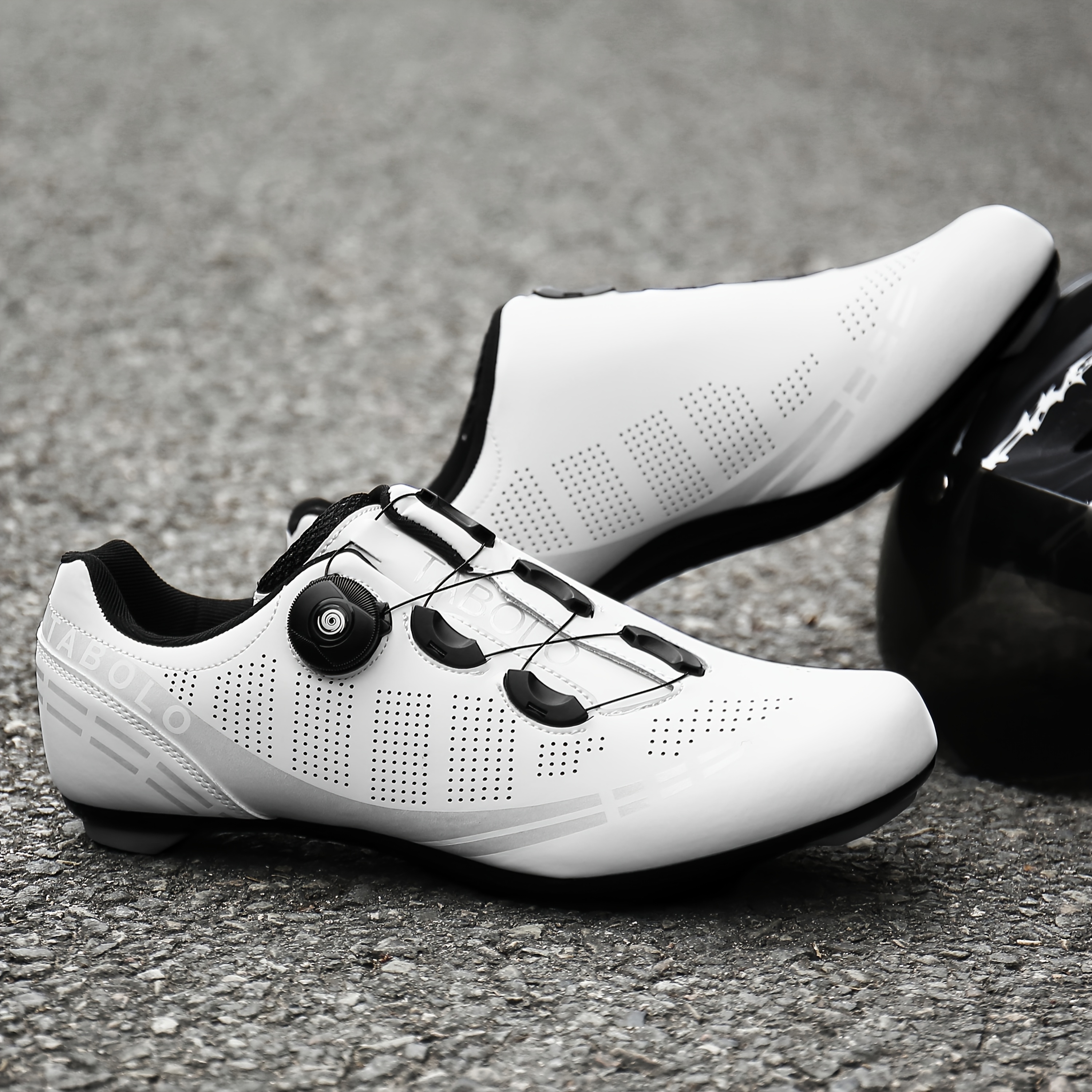 sneakers mens road cycling shoes stable for flat   lightweight commuter shoes
