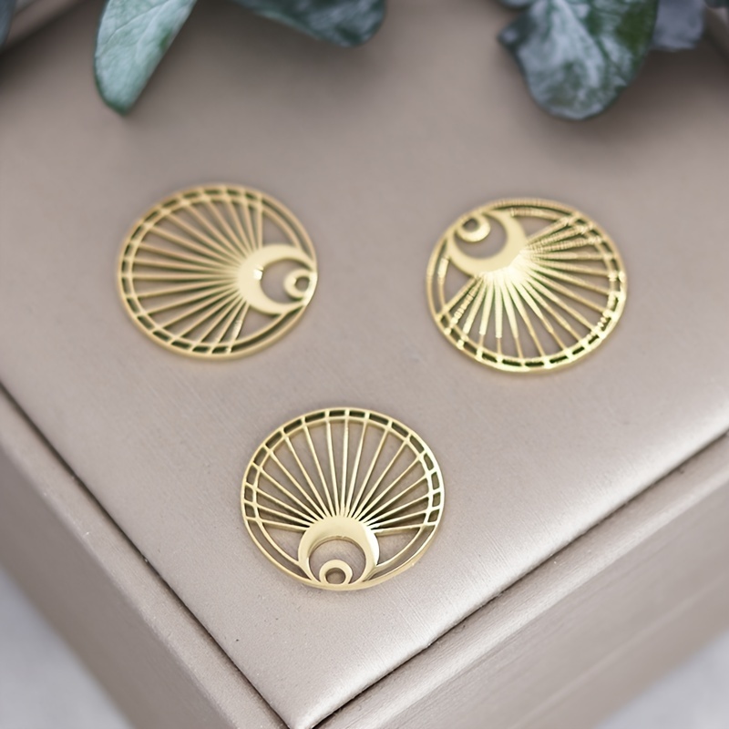 Image of 3pcs Stainless Steel Moon Charms Pendants For Jewelry Making Necklace Bracelet Round Pendants Handmade Additions