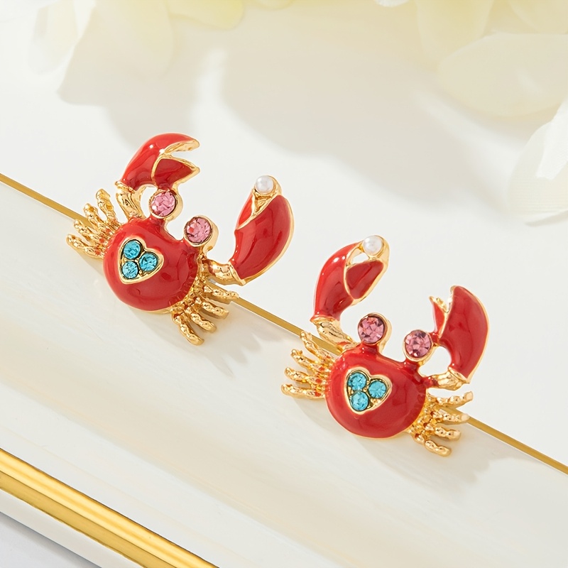 Image of Japanese Low-key Cute Sweet Animal Crab-shaped Decorative Jewelry Suitable For Women' Shopping Stud Earrings