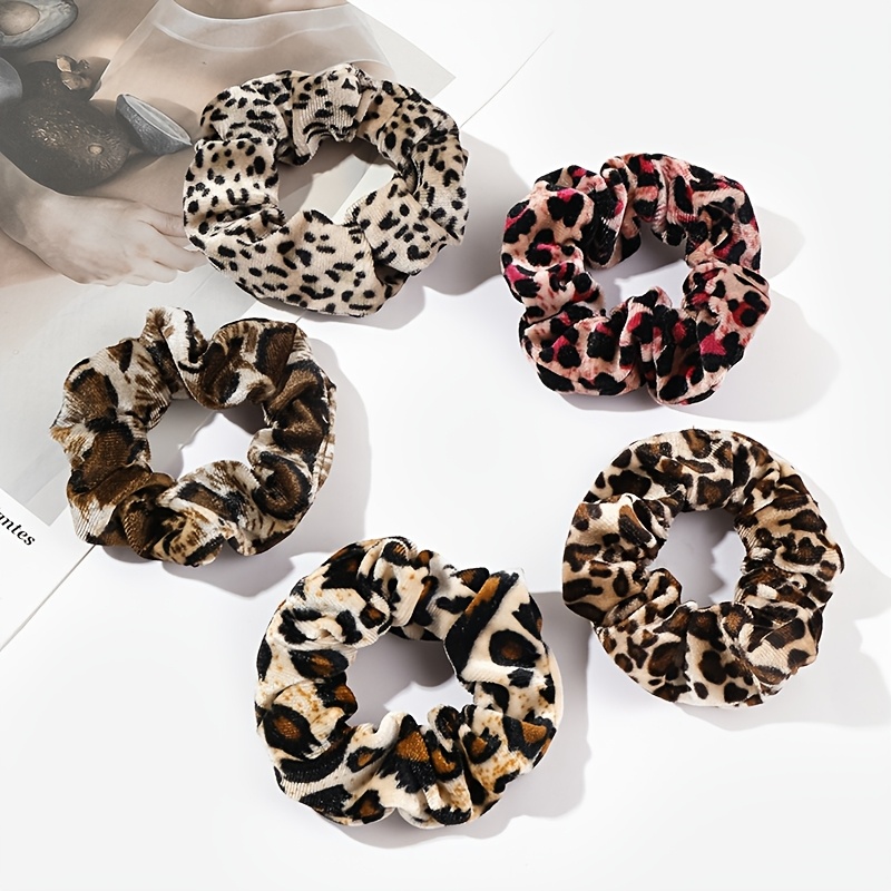 Image of 5pcs Autumn/winter Leopard Print Large Hair Scrunchies, Hot-selling European/ Large Leopard Print Flannel Printed Fabric Hair Ties For Women, High-elasticity Hair Bands, Hair Accessories