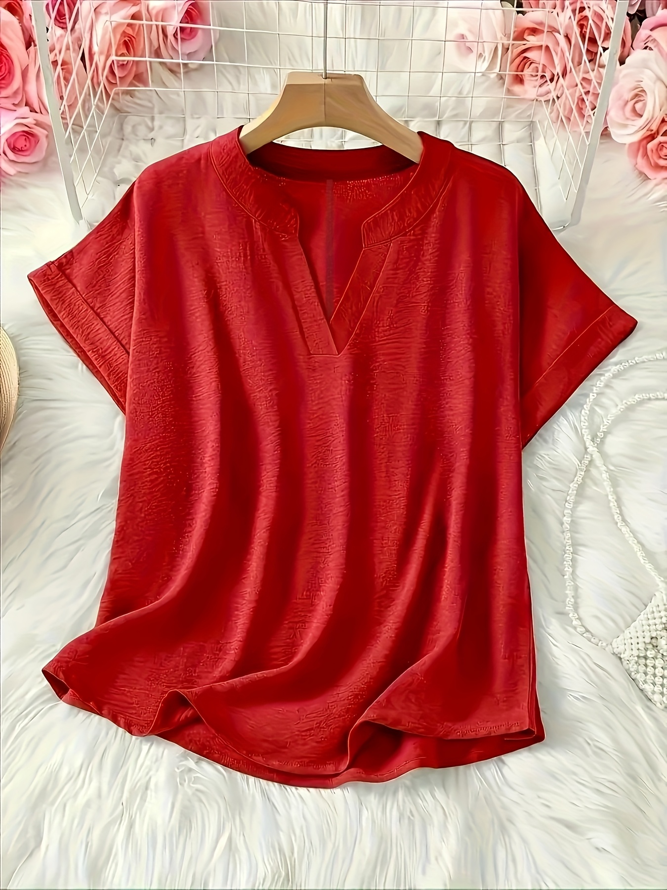 Elegant Plus Size Women'S V-Neck Short Sleeve Blouse - Light Gray, Casual & Stylish for Spring/Summer, Relaxed Fit with Half-Sleeve Design, Casual Wear | Relaxed Fit Top | Stylish Necklin