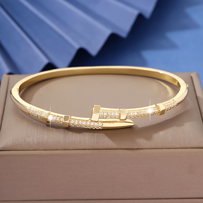 TEMU 1 bracelet de luxe pour femmes, idéal pour une tenue haut de gamme , accessoire parfait pour diverses activités et , cadeau pour et