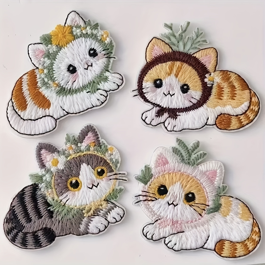 TEMU 4pcs Set Of Cat Embroidery Patches With Floral Wreaths Cat- To Your Clothes And Bags A Soothing Little Item Lovers And Craft Enthusiasts