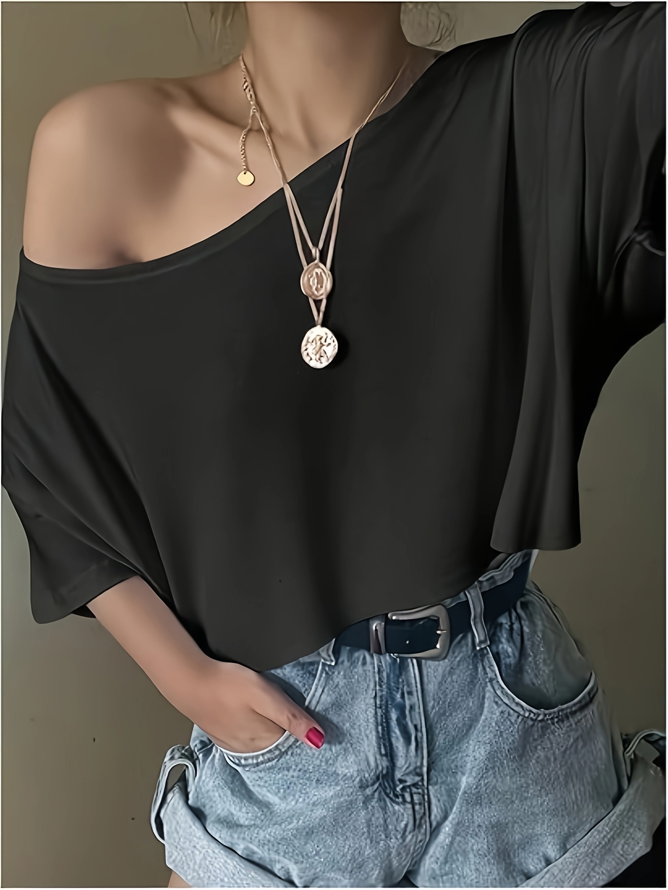 4pcs Women's Off-the-Shoulder Solid Crop Top Set