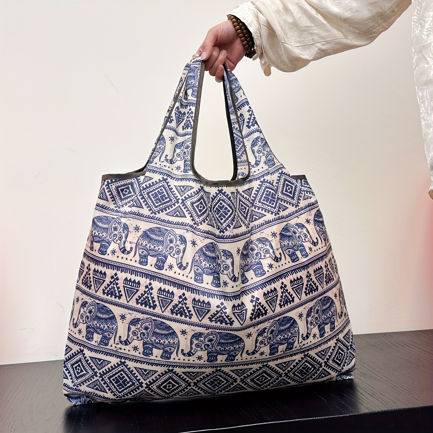 Large Capacity Portable Lightweight Shopping Bag With Inner Pocket, Thai Elephant Print Pattern Outdoor Foldable Handheld Camping Travel Luggage Bag