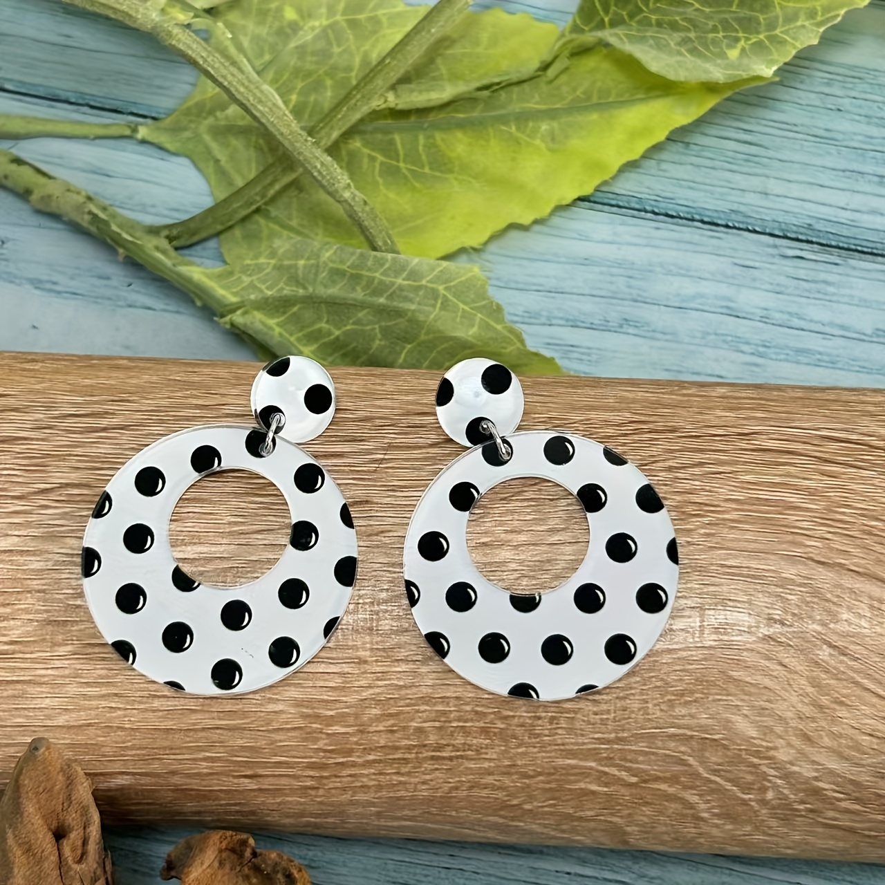 Image of Pair Of Minimalist Style Spotted Round Hollow Women's Fashion Acrylic Ear Jewelry