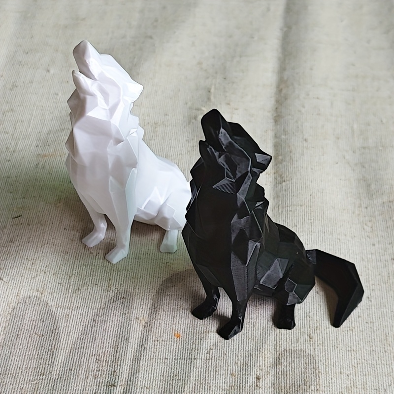 Image of Modern Abstract Geometric Wolf Statue -3d Printed Wolf Statue, Suitable For Home And Office Interior Decoration, Living Room, Bookshelf, Entrance Interior And Exterior Decoration |