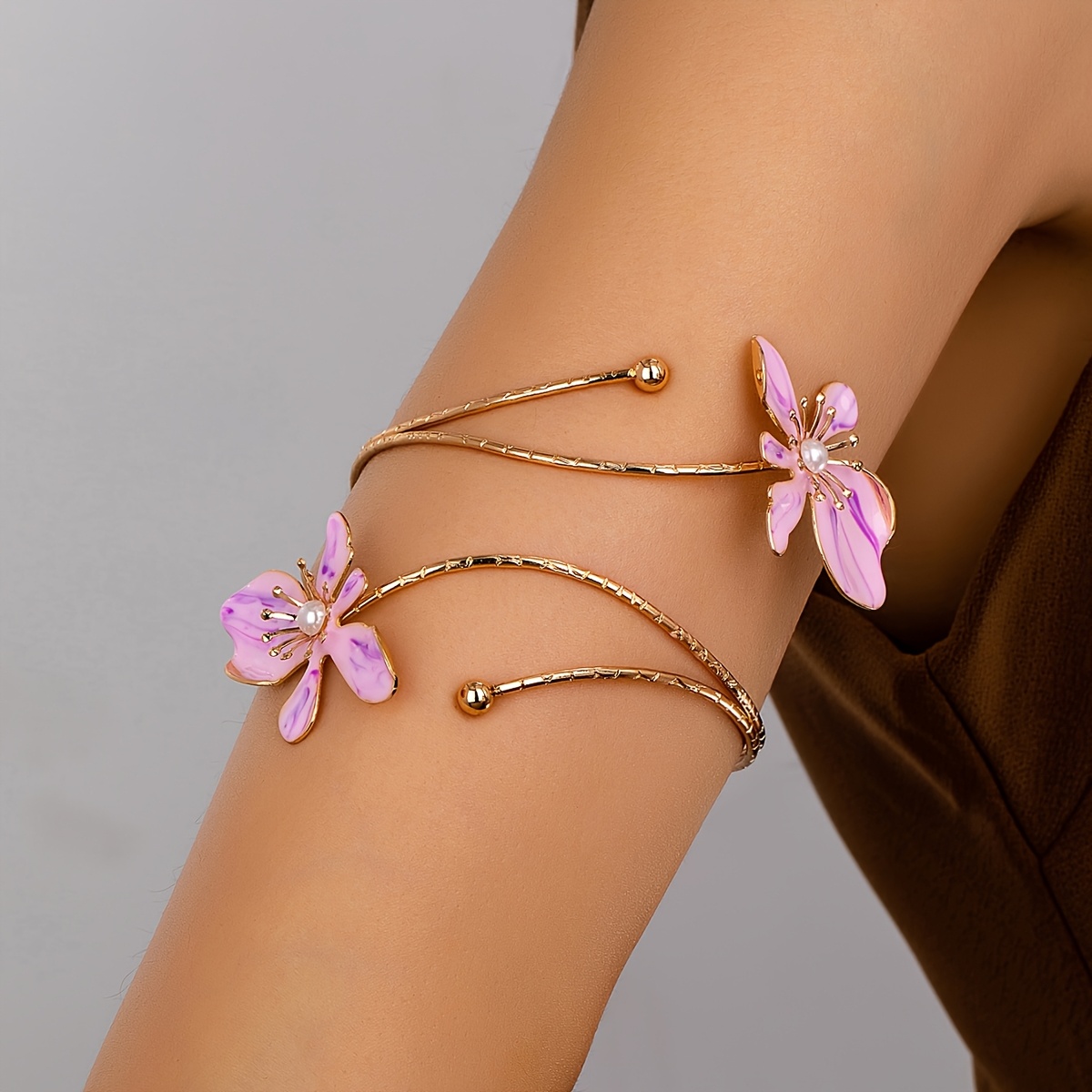 Sweet Floral Drip Bracelet for Women