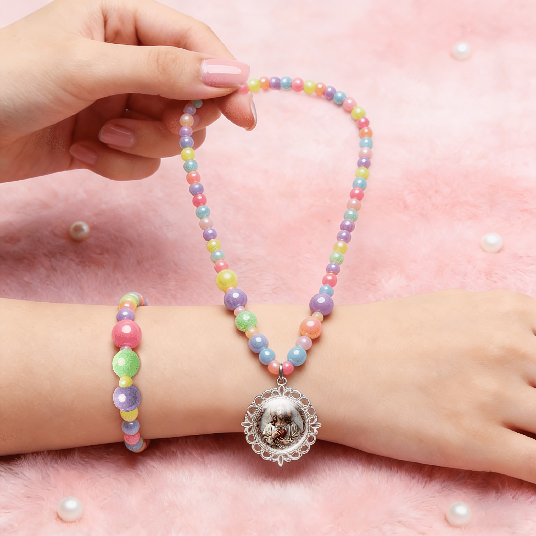 2pcs Sacred Heart Necklace and Bracelet Set