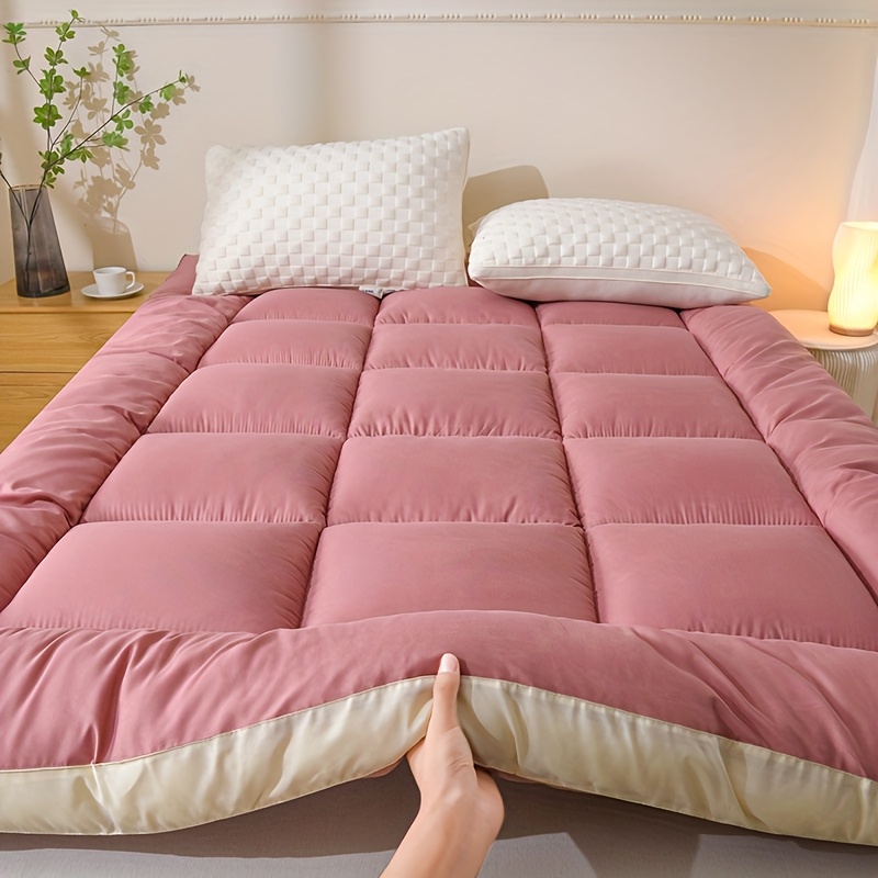1pc Luxury Mattress Topper, Instant Warmth for Winter Cold Protection, Ultra-Soft, Comfortable, and Thickened Thermal Pad with Four-Corner Straps, Three-Dimensional Quilted Mattress Protector. Skin-Friendly, Breathable, and Fluffy, the Top Choice