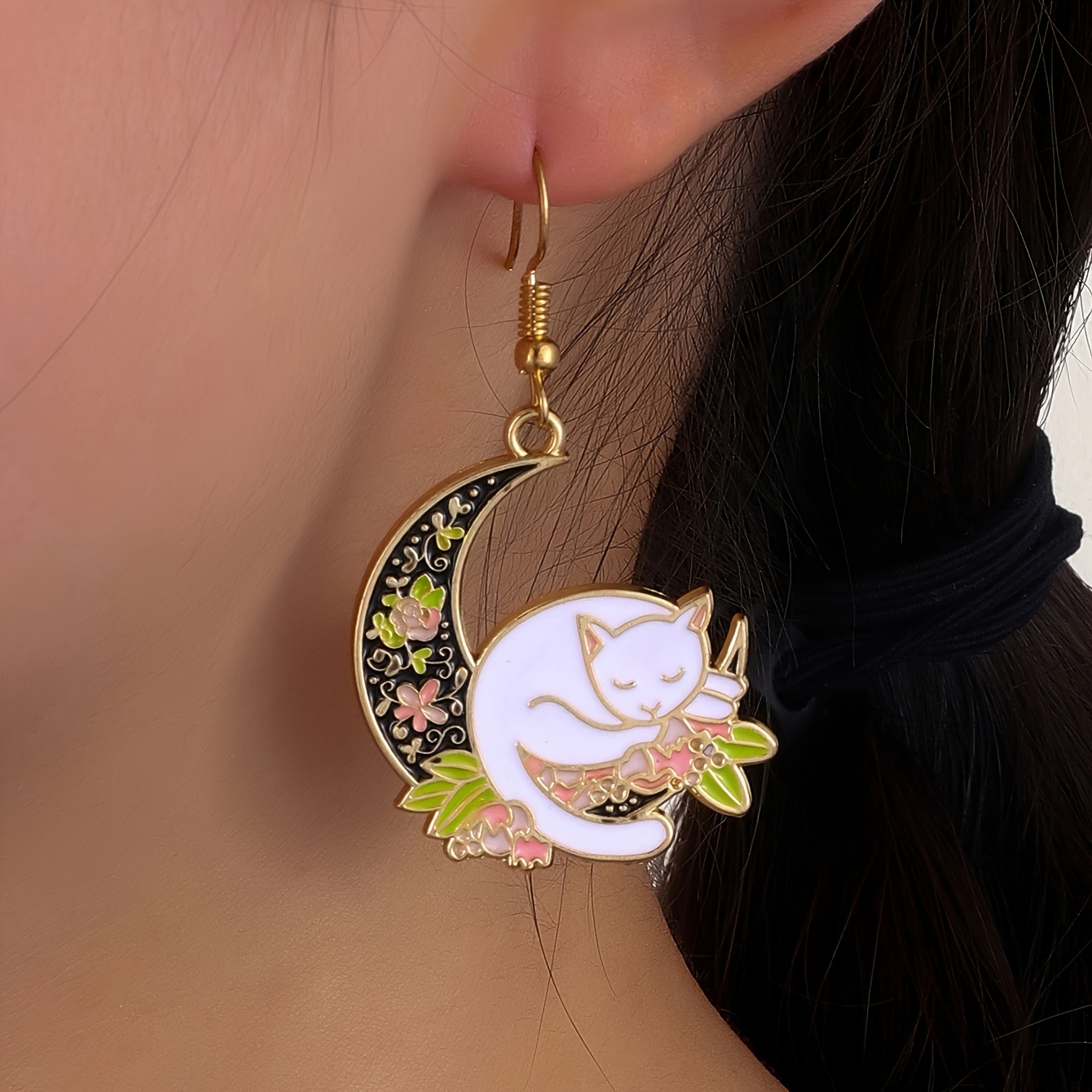 

Boucles d'Oreilles Pendantes Charmantes Noire & Chat - Bijoux de Mode en Mignons pour Femmes, Parfaits pour les Fêtes