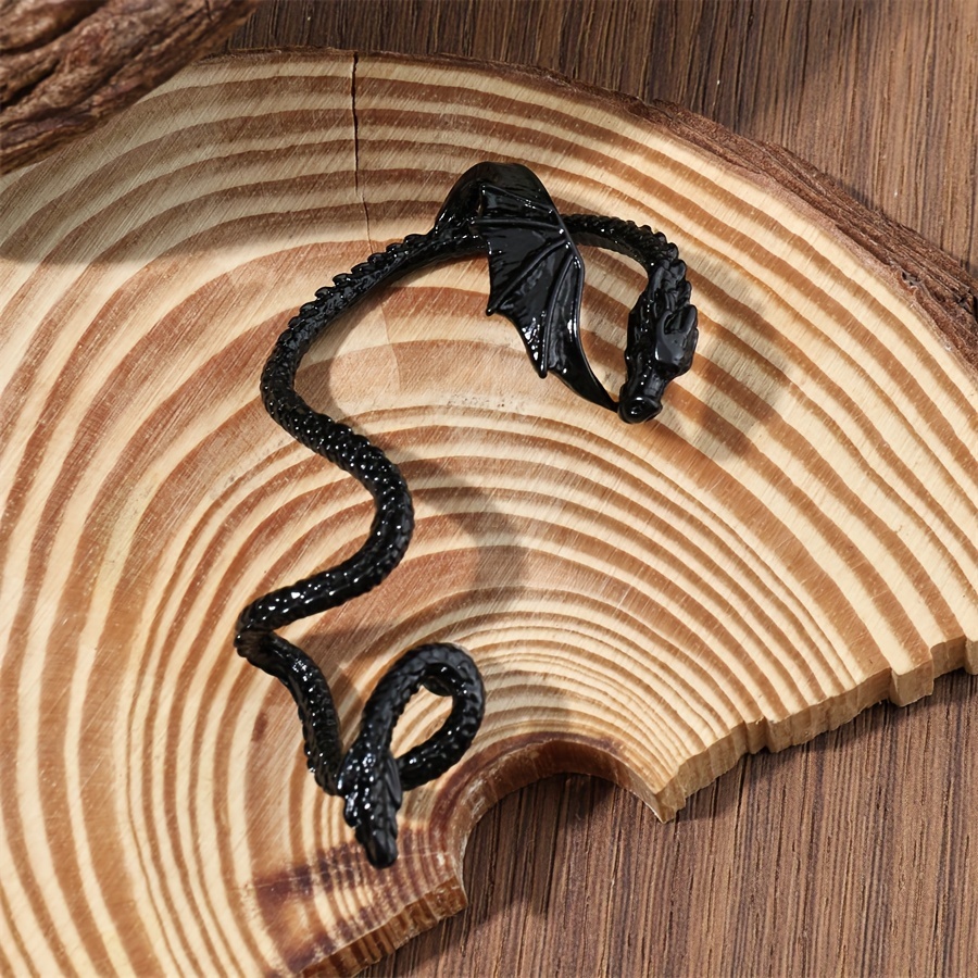 Vintage Punk Alloy Flying Dragon Earrings
