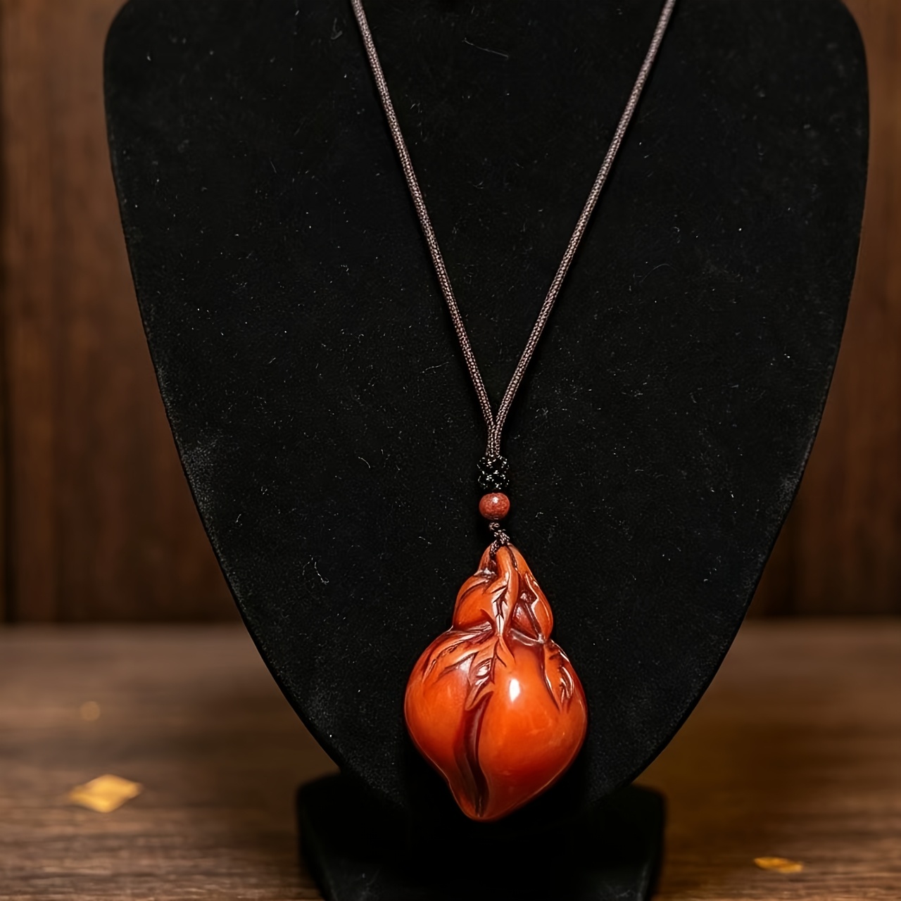 Retro Amber Beeswax Gourd Pendant Necklace, Unisex