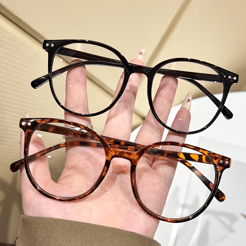 Image of Of Round Fashion Glasses - Simple And Elegant Style - Suitable For Daily