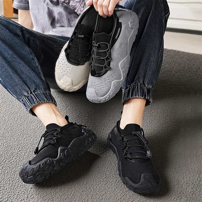 Sneakers, New Summer Men's Breathable Knit Mesh Sock Shoes, Outdoor Sports Hiking Running Shoes, Thick-Soled Wear-Resistant Sneakers for Daily Commuting, Low-Top Trendy Sports Shoes