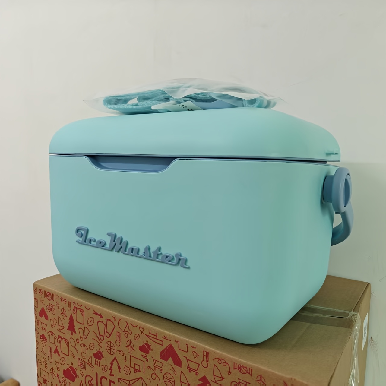 12QT Simple Candy Style Outdoor Camping Cooler Box for Camping Fishing Refrigerator Not Food Contact