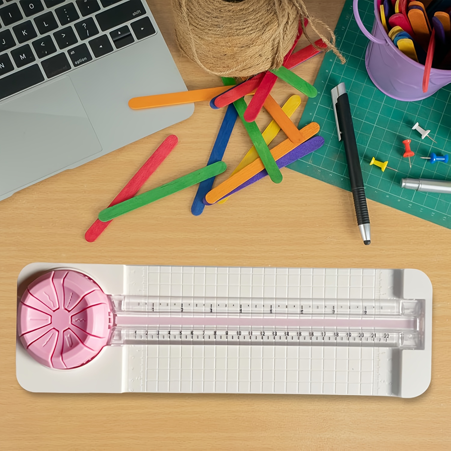 TEMU Coupe-papier manuel 6-en-1, idéal pour la création de scrapbooks, rotatif à 360°, parfait pour la fabrication d'étiquettes, de cartes cadeaux et
