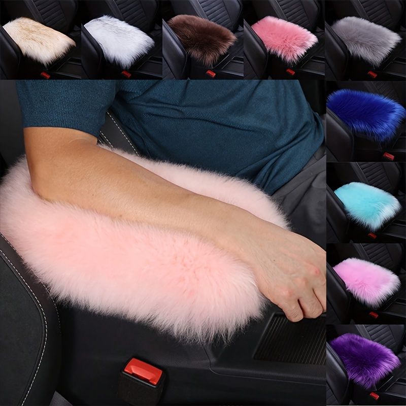 

Festive Pink Fur Cushion For Car Seat: Add A Touch Of Luxury To Your Ride - Universal Fit, Synthetic Fur